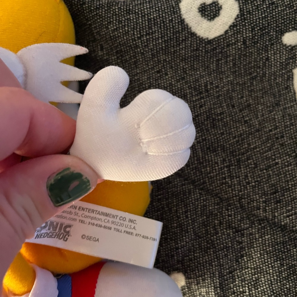 Sonic the hedgehog “Tails” plush EUC - Picture 5 of 5